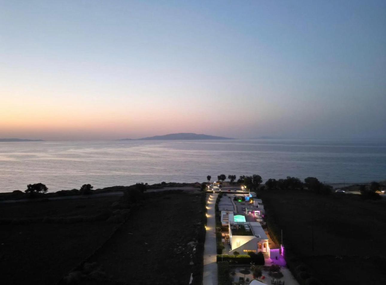 Mare Nostrum Santo Oía Buitenkant foto